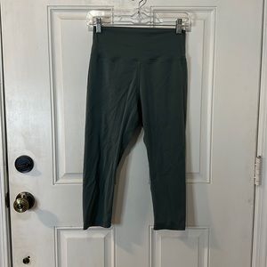 BuffBunny crop leggings XL